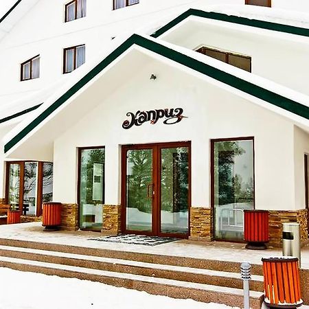 Hôtel Kapriz Karakol Extérieur photo