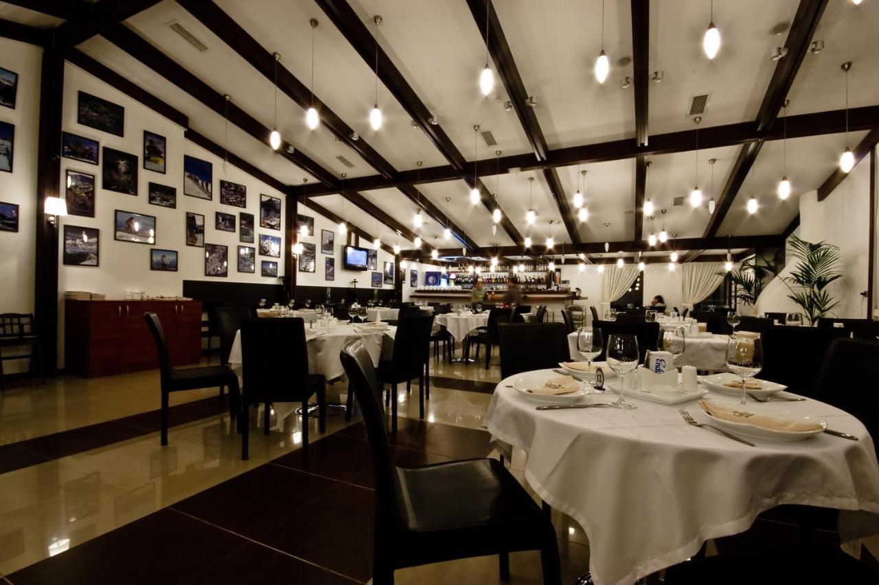 Hôtel Kapriz Karakol Extérieur photo