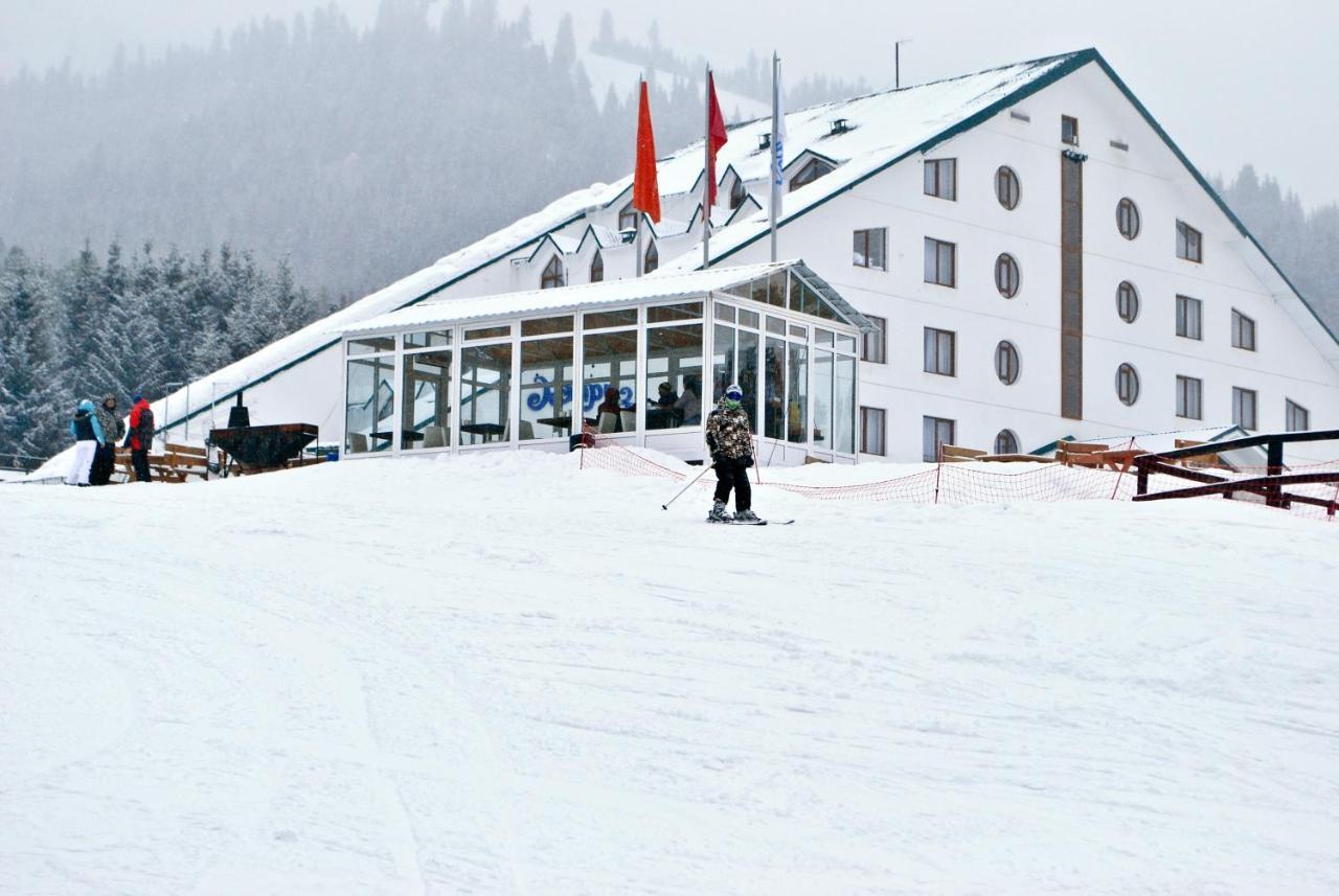 Hôtel Kapriz Karakol Extérieur photo