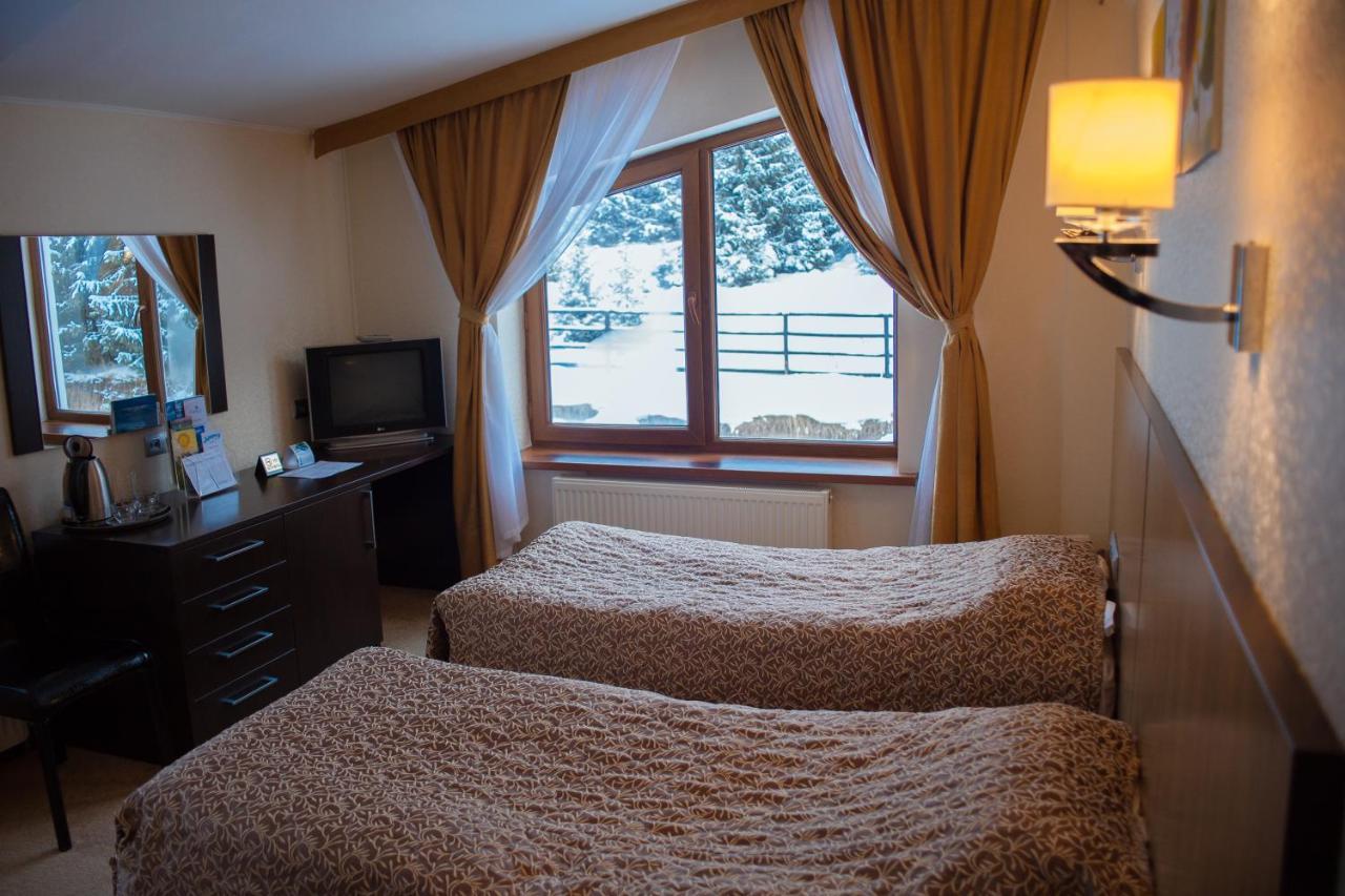 Hôtel Kapriz Karakol Extérieur photo